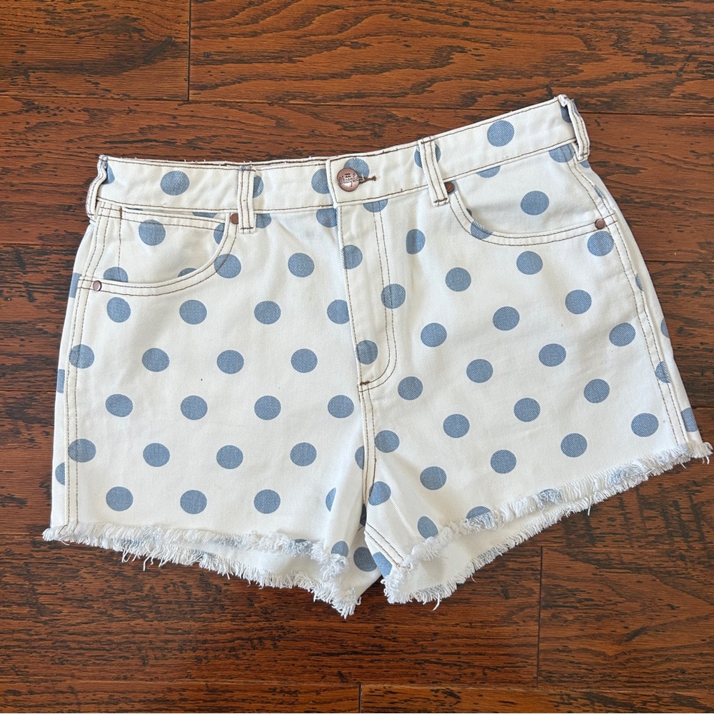 Wrangler White and Blue Polka Dot Jean Shorts - Picture 3 of 8